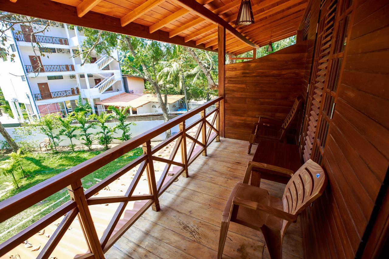 On The Rock Hotel Banduramulla ภายนอก รูปภาพ