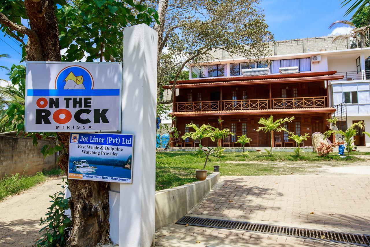 On The Rock Hotel Banduramulla ภายนอก รูปภาพ