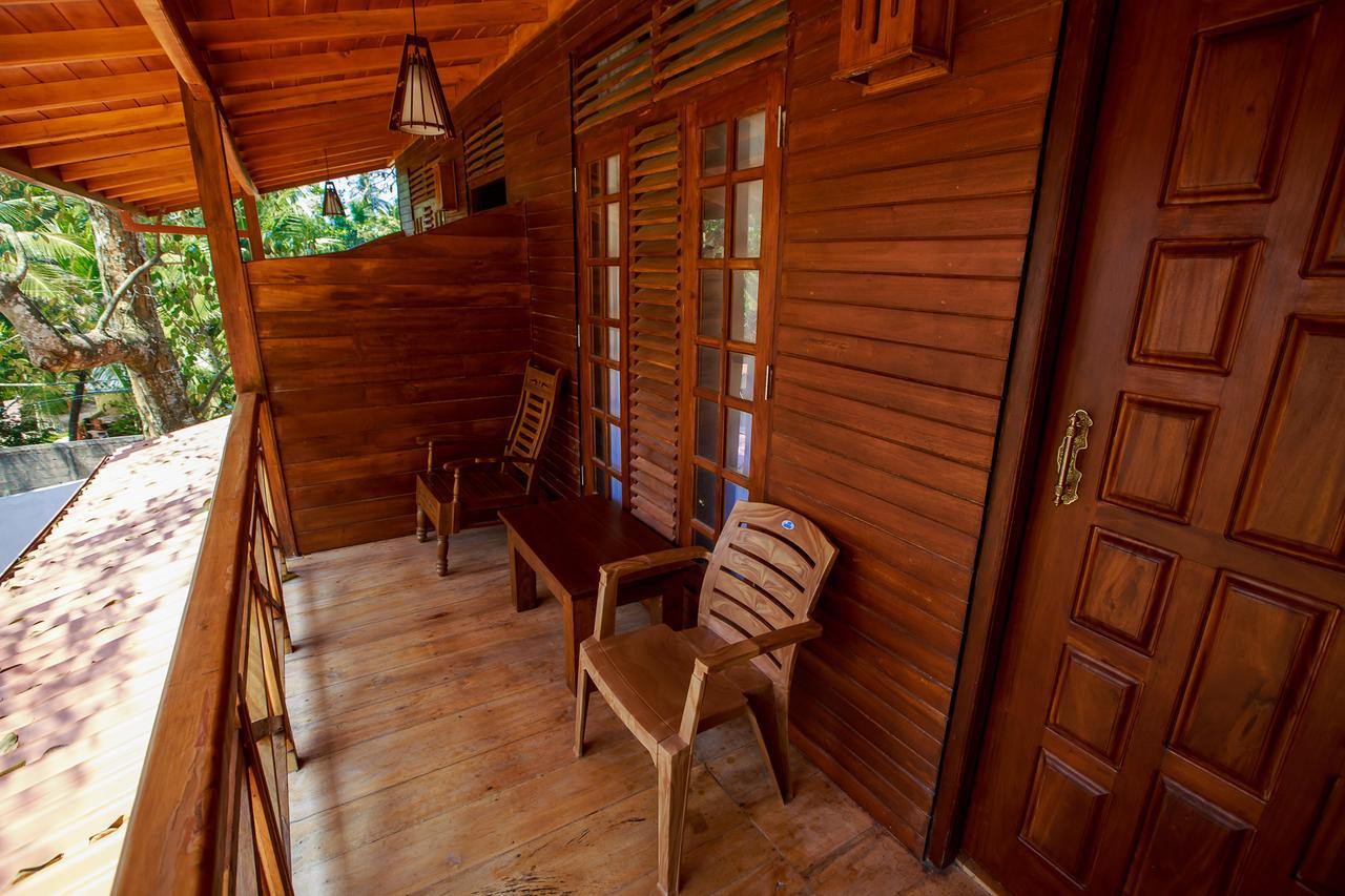 On The Rock Hotel Banduramulla ภายนอก รูปภาพ
