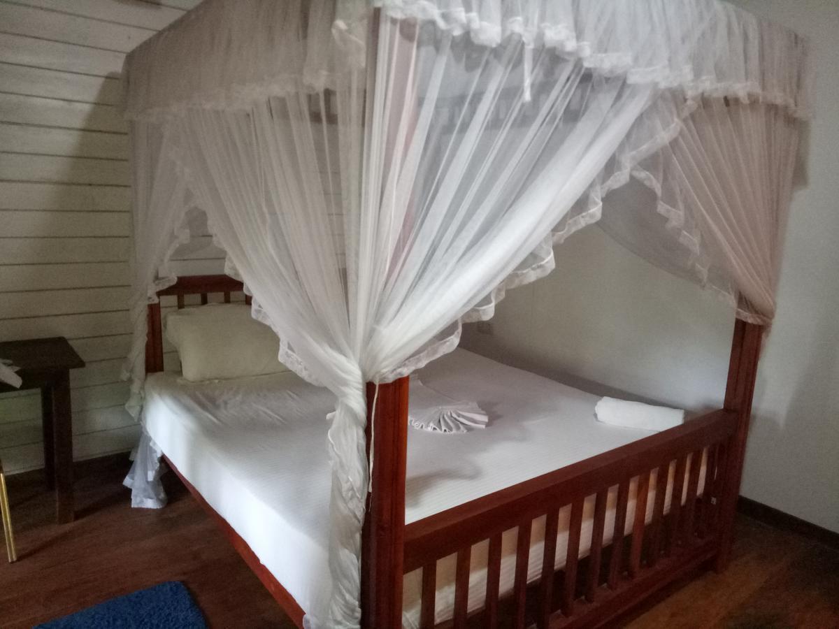 On The Rock Hotel Banduramulla ภายนอก รูปภาพ