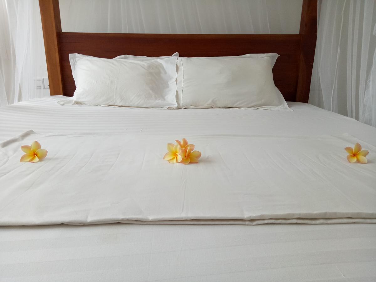 On The Rock Hotel Banduramulla ภายนอก รูปภาพ