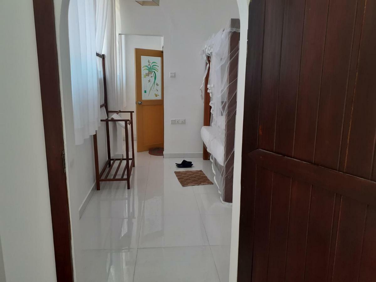 On The Rock Hotel Banduramulla ภายนอก รูปภาพ